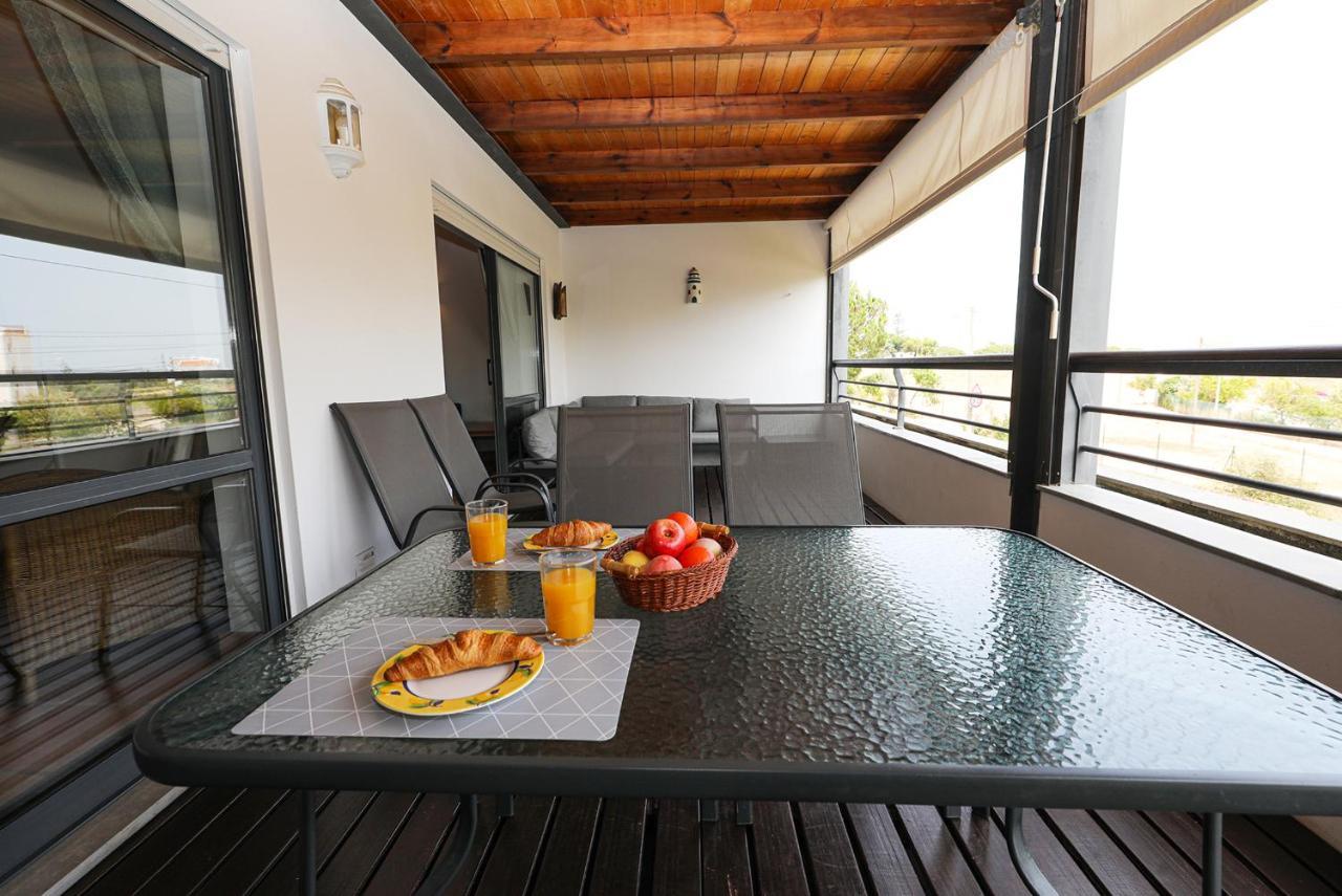 B39 - Marina Hill Apartment Lagos Bagian luar foto
