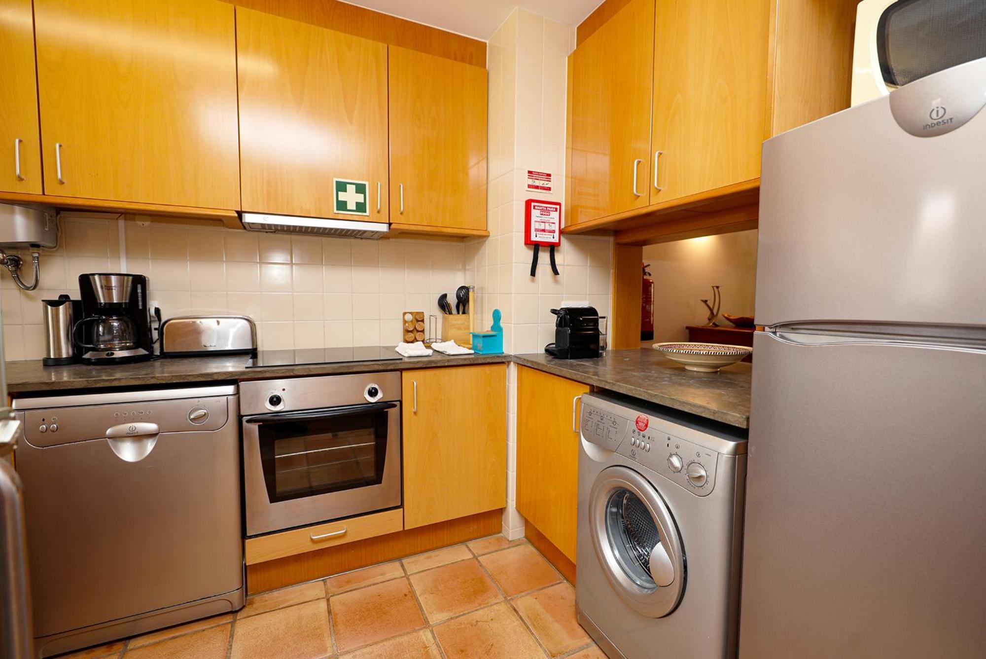B39 - Marina Hill Apartment Lagos Bagian luar foto